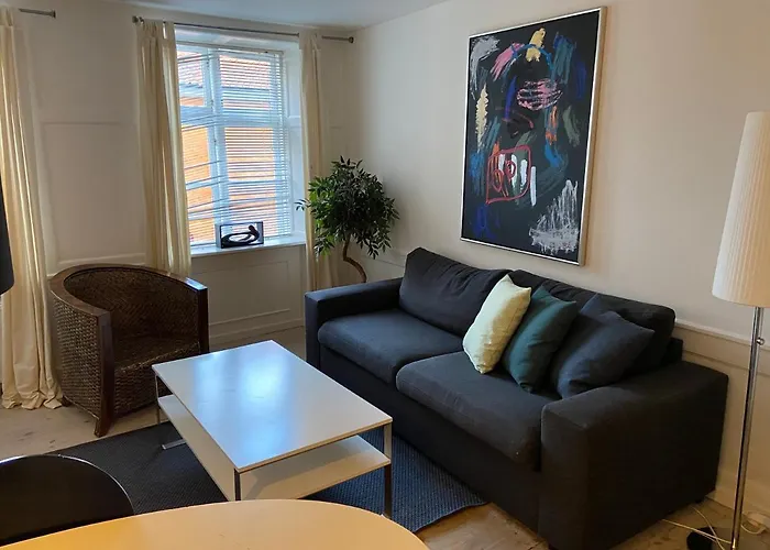 Modern 2-Bedroom Apartment In The Heart Of Copenhagen